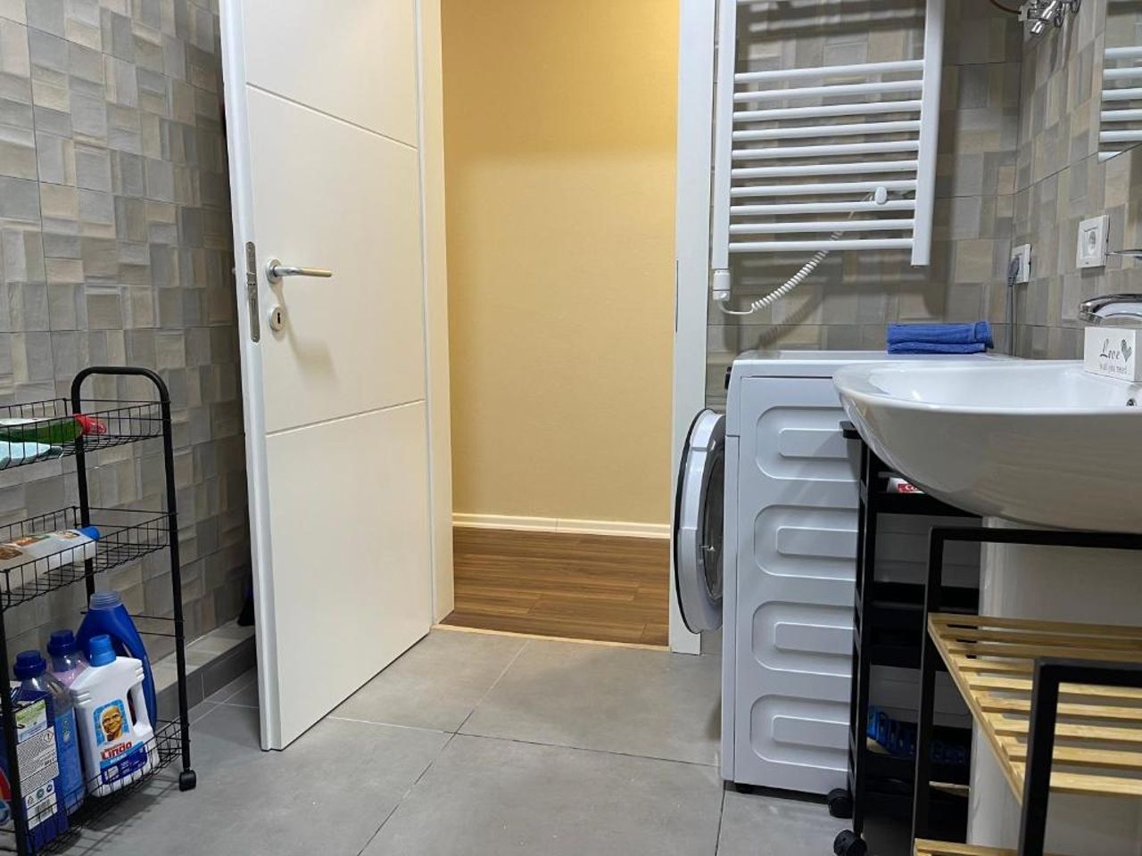 Ale Investa Hospitality
