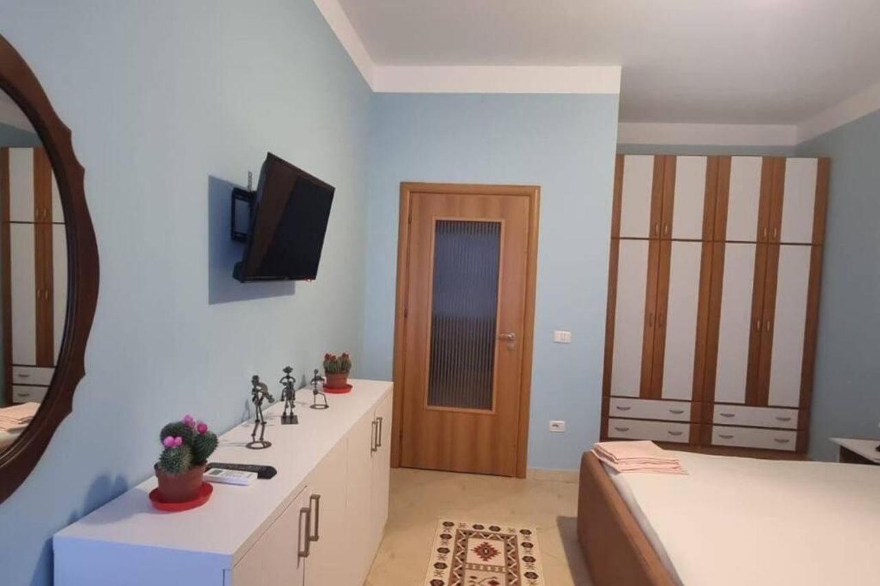 Domi Apartments
