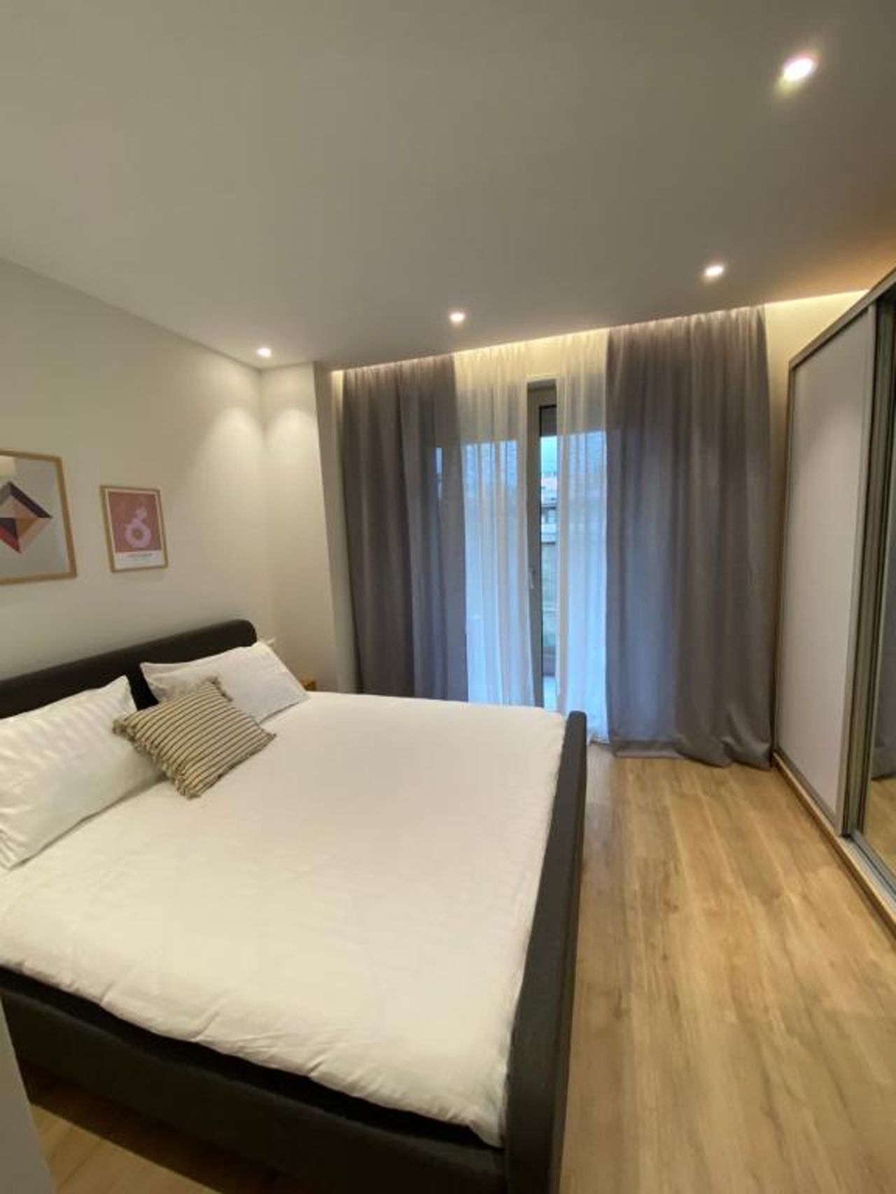 Green Leaf Apartment near Tirana International Bus Terminal