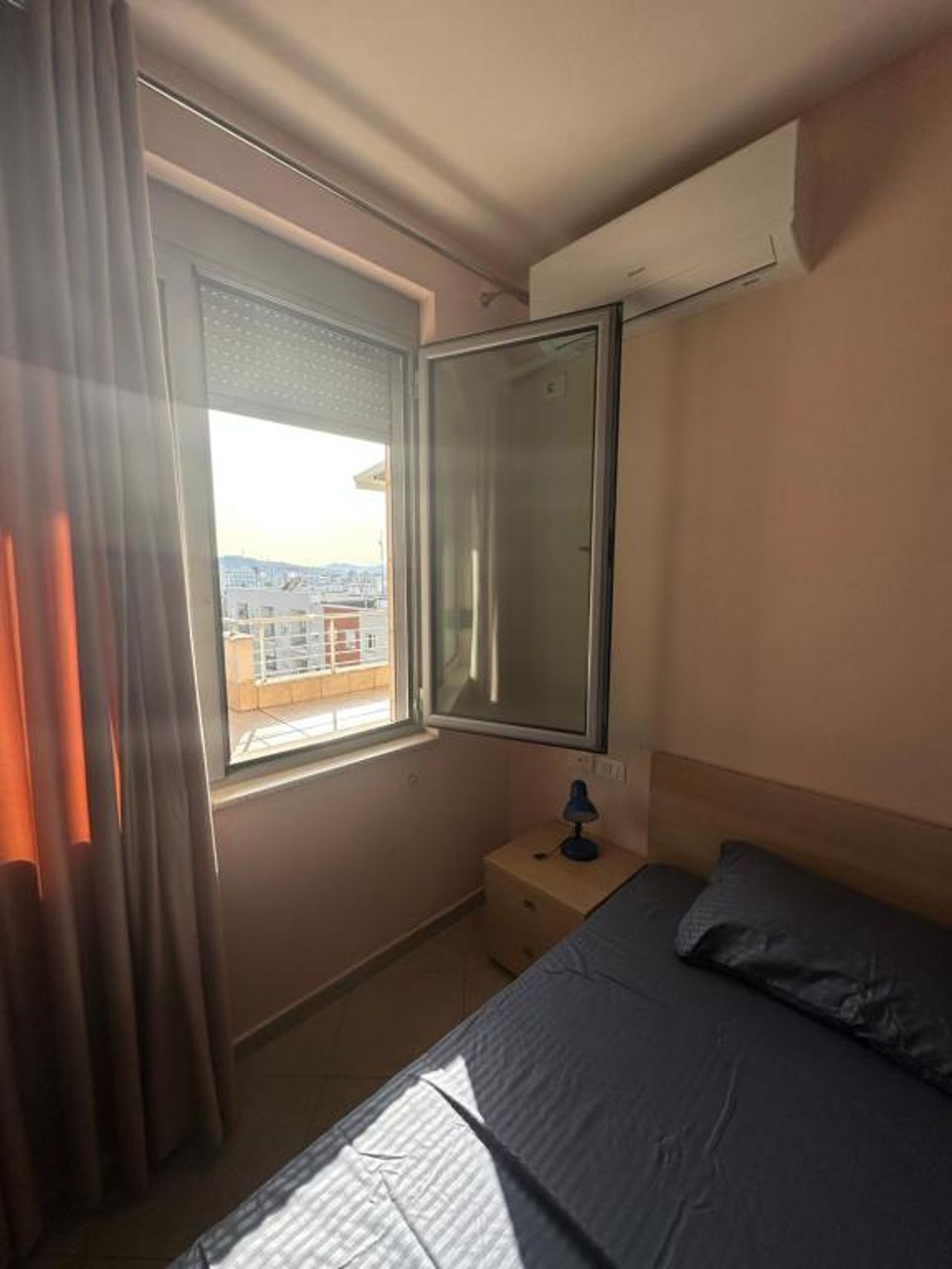 Corner Apartament