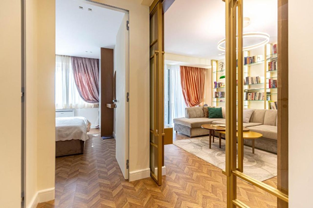 Tirana Center Fame House