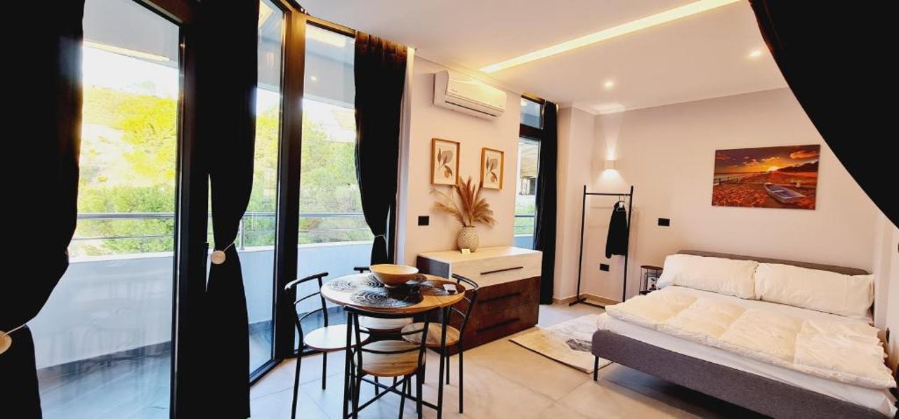 Durres Garsonniere ,close to the beach