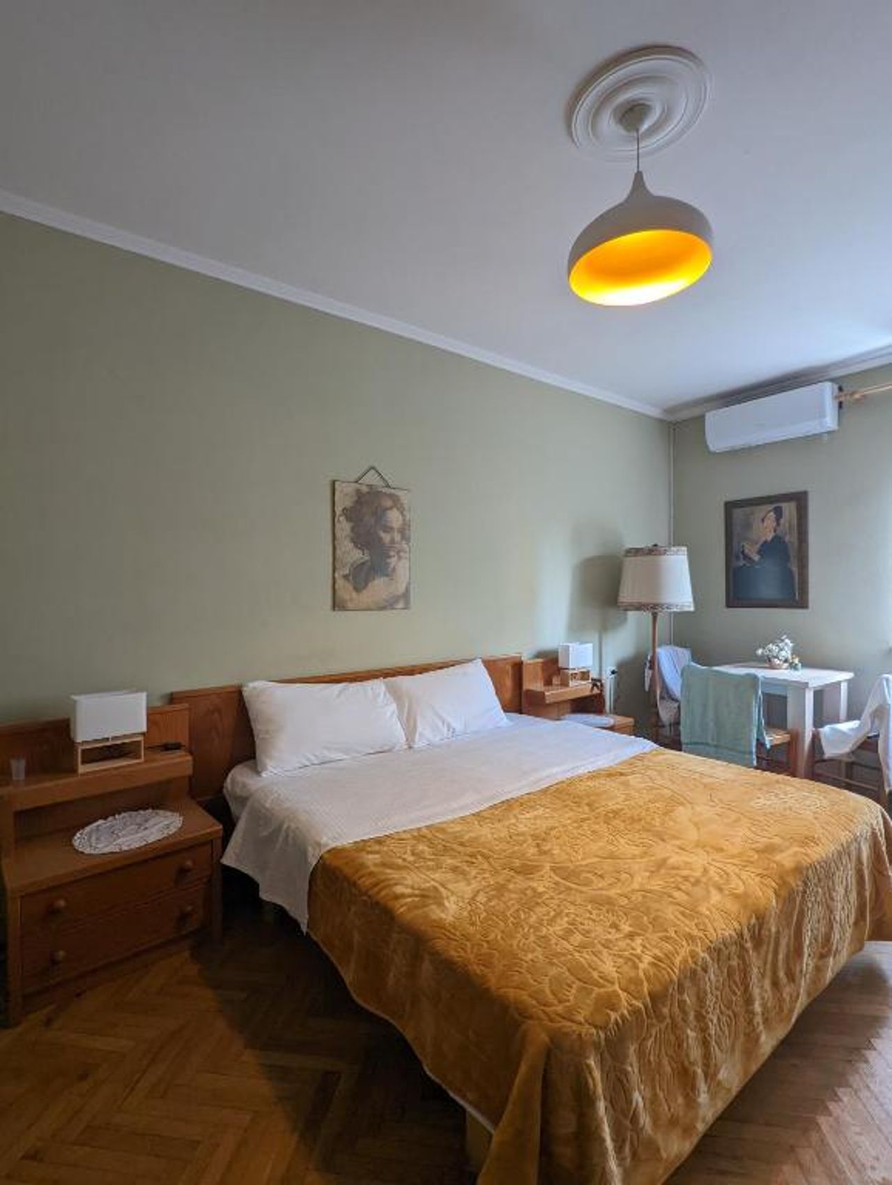 Scanderbeg Square Apartment