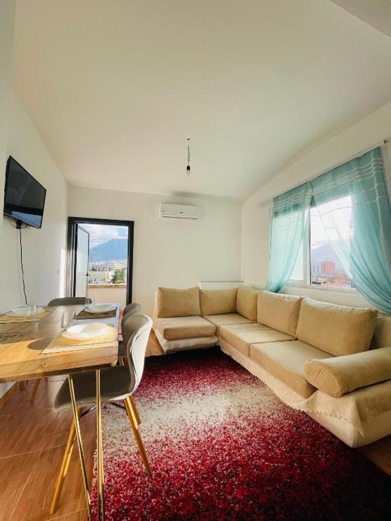 Era’s Downtown Appartment