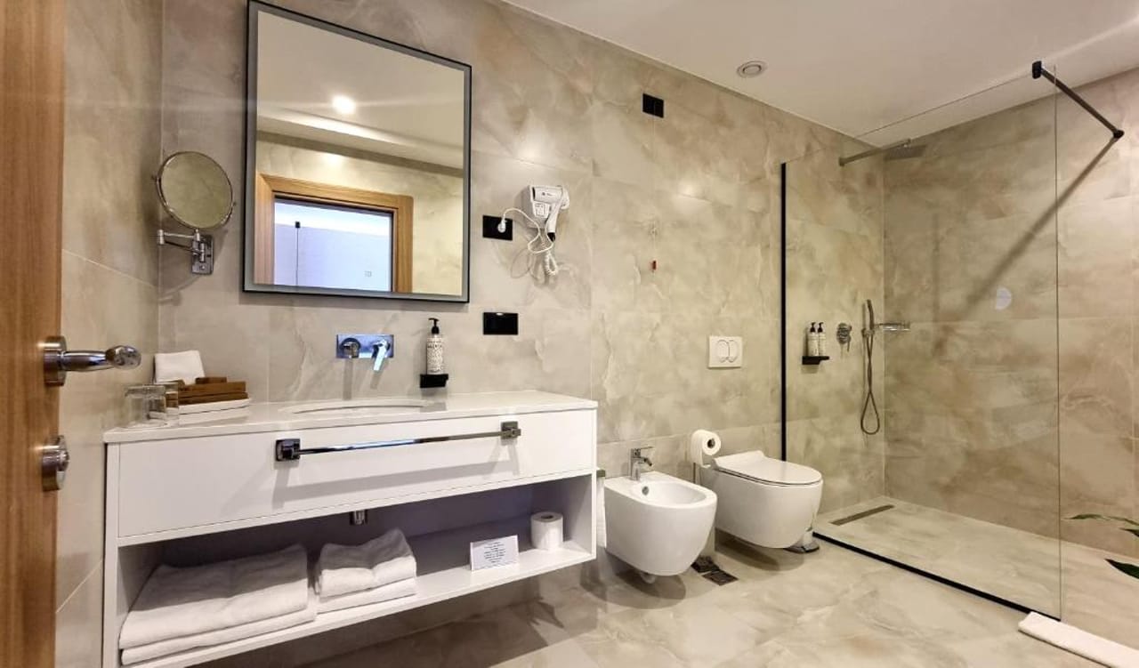 SIBB Hotel