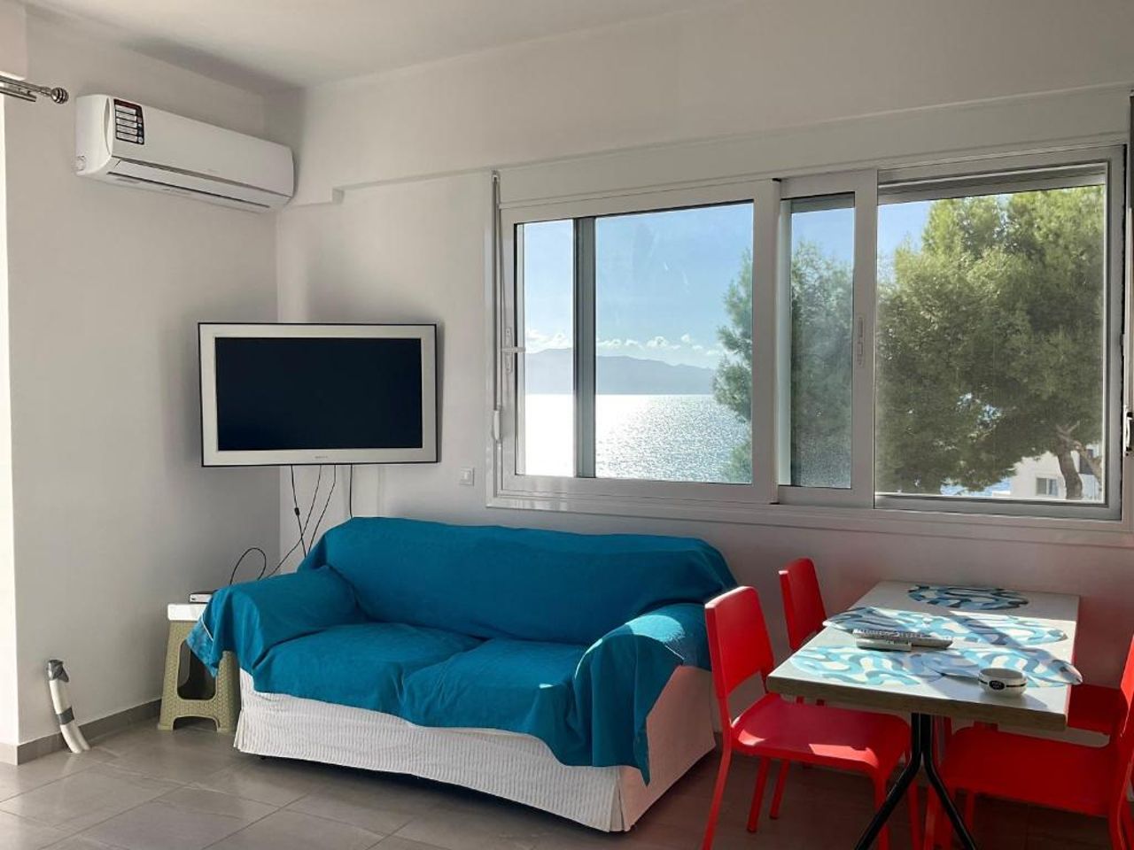 Mojito Beach Apartments with Free Parking