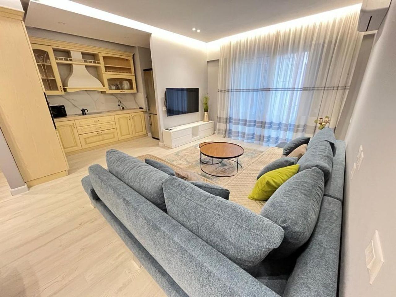 Flat 86 - Explore the heart of Tirana