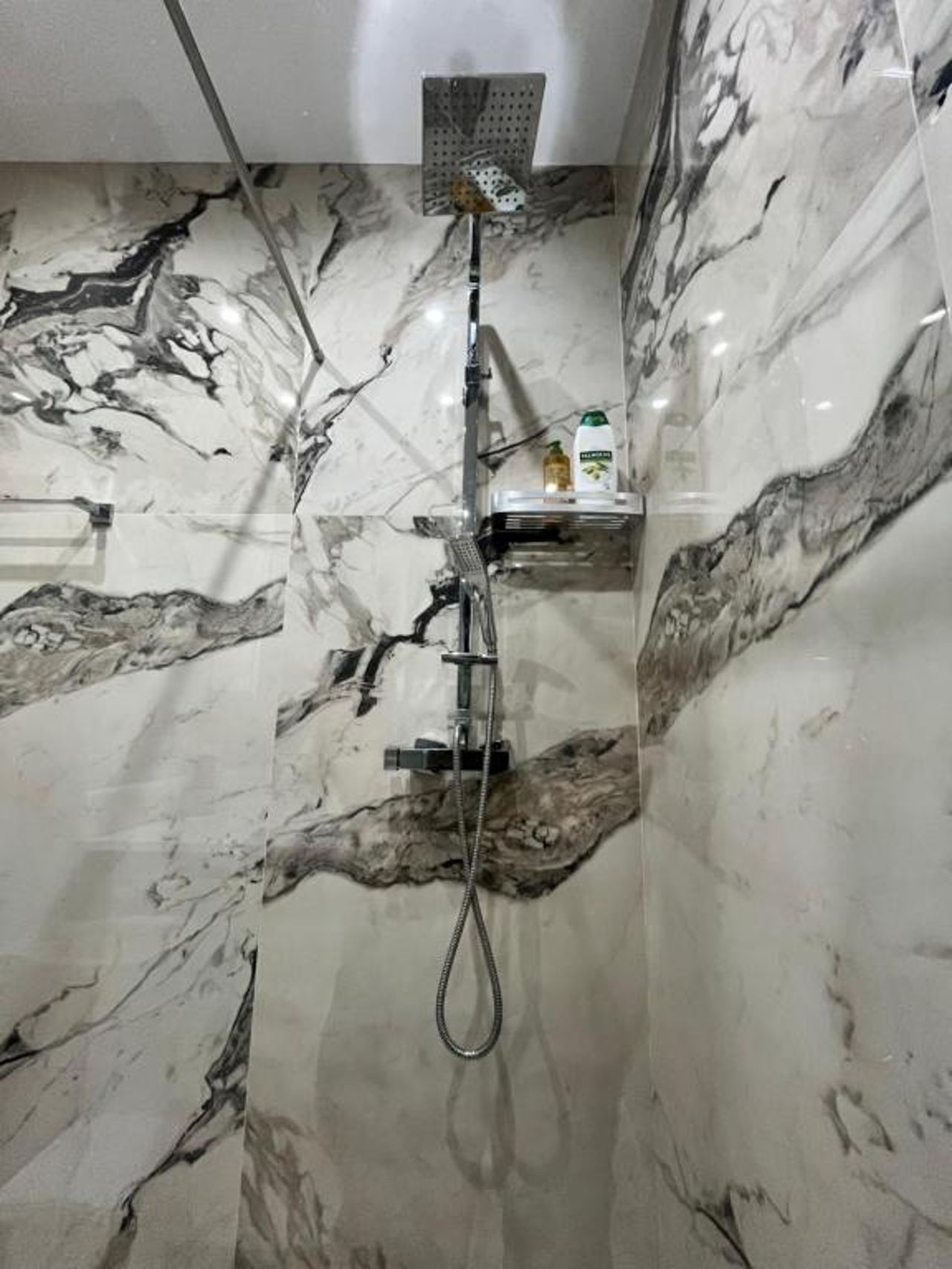 Flat 86 - Explore the heart of Tirana