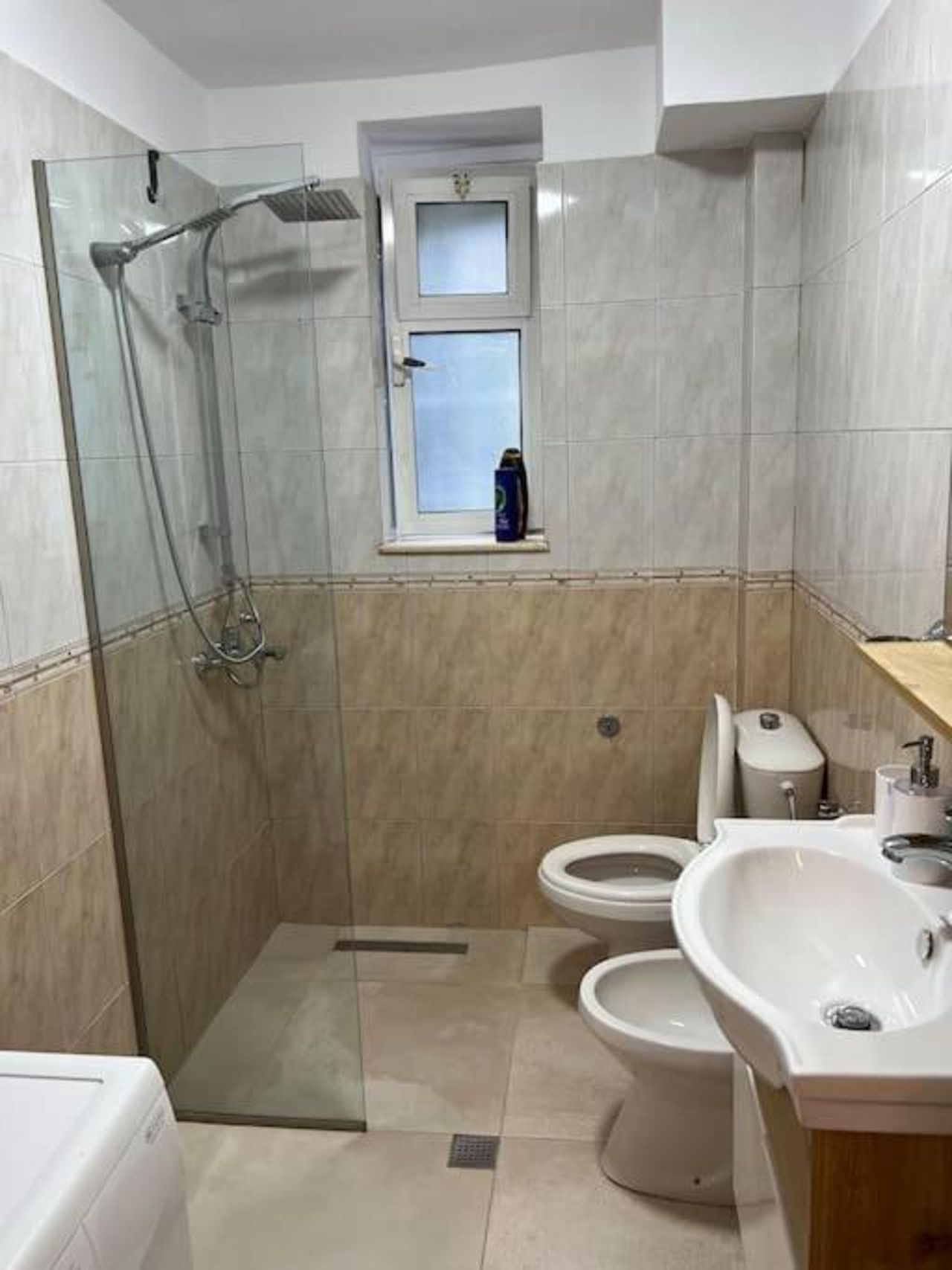 Tirana Deluxe Apartment w/ self Check-In 24hr!
