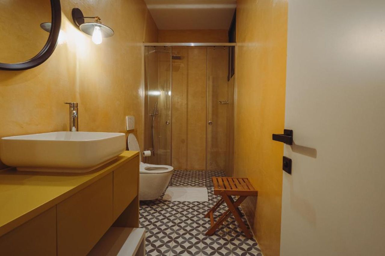 Kronos Hotel