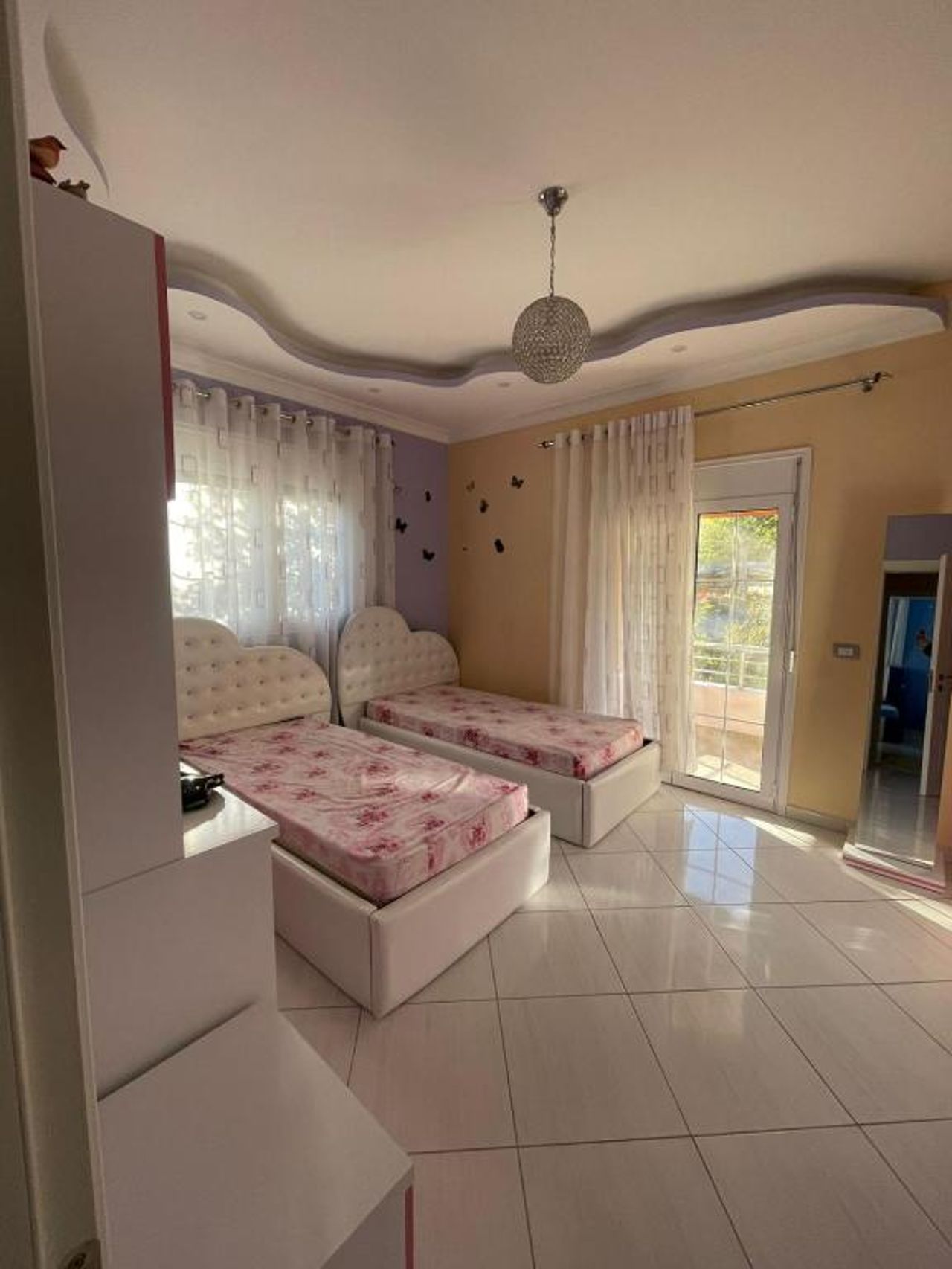 Dervishi’s apartment