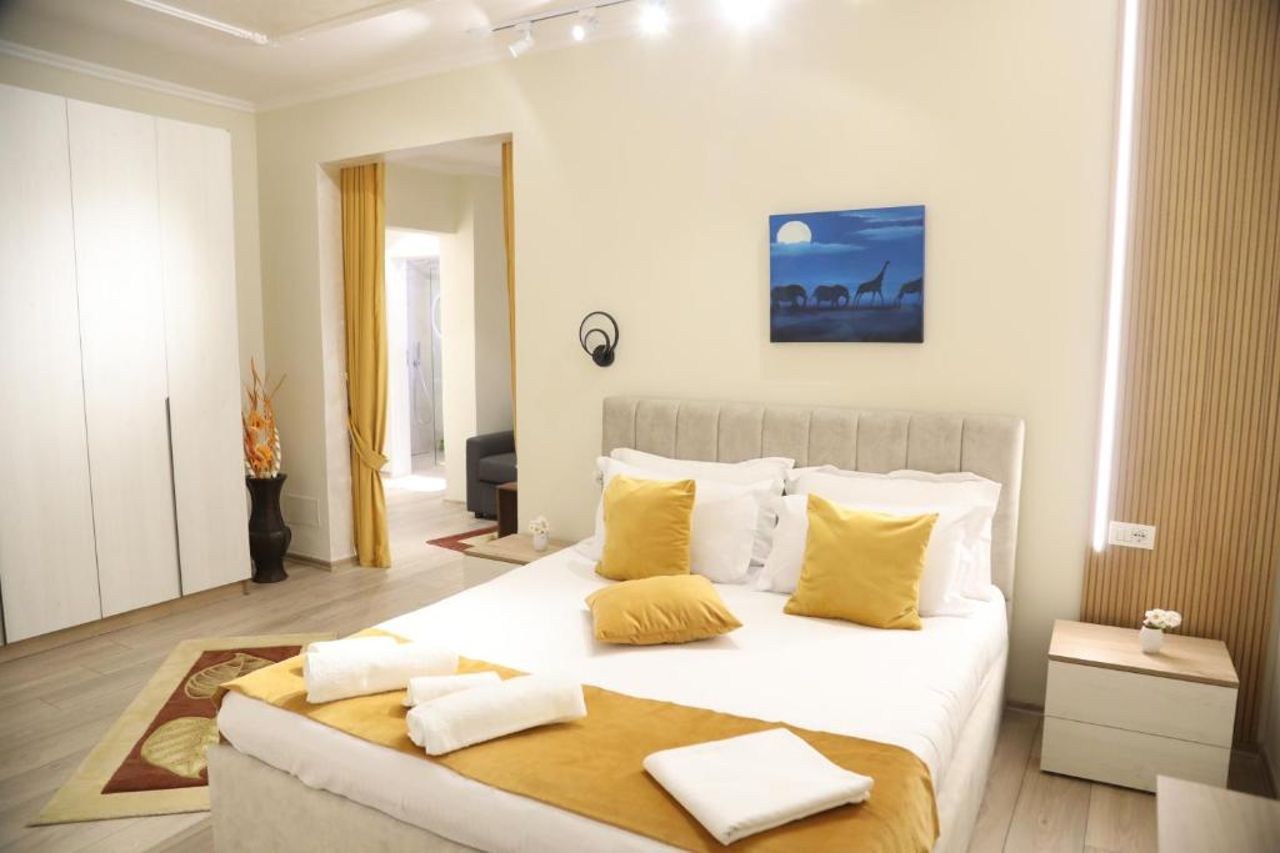 City Center Tirana luxury Orange Apartment 9B