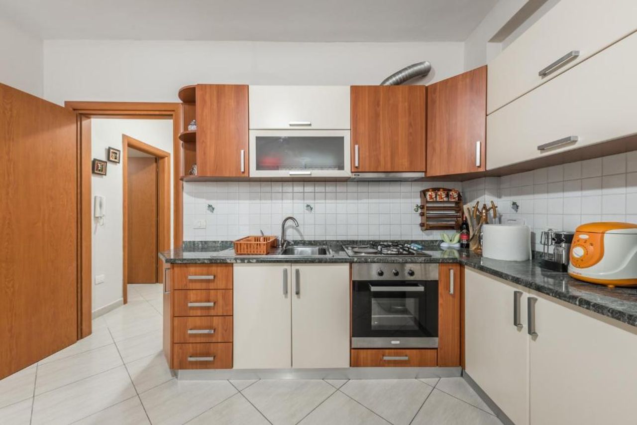 Brand New Apartment- Great location Seafront with pool access
