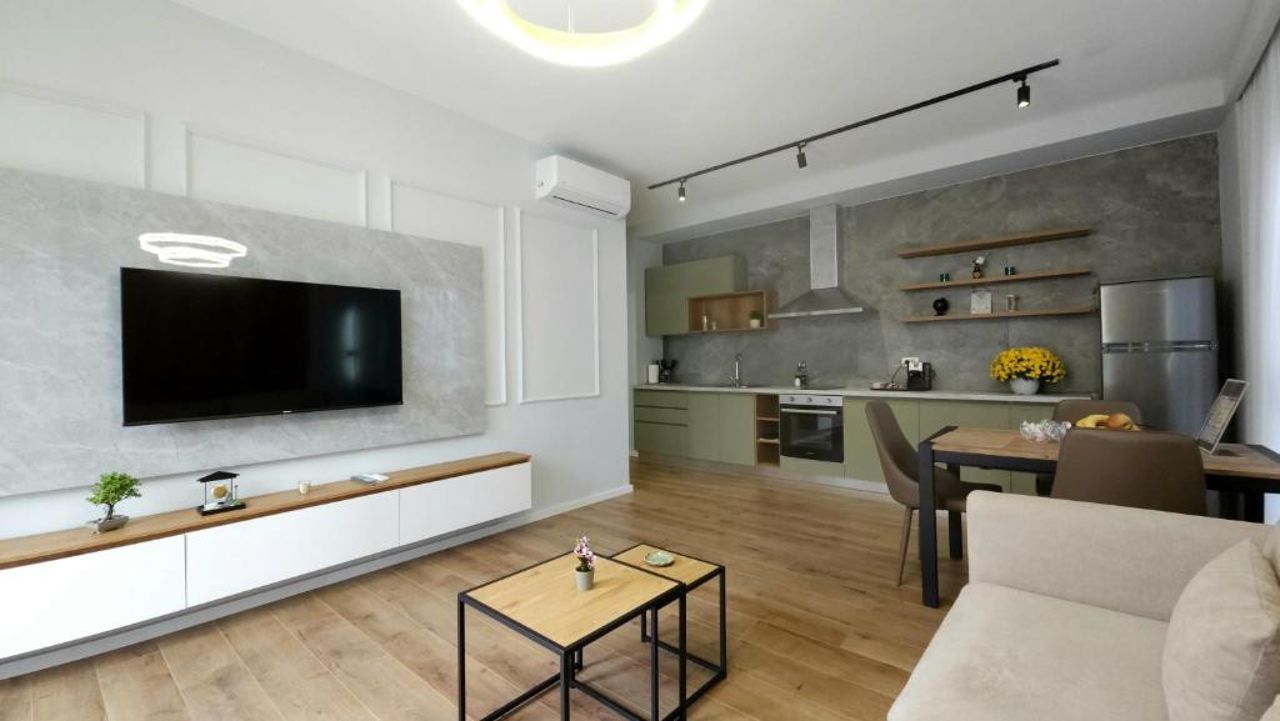 999 Apartments