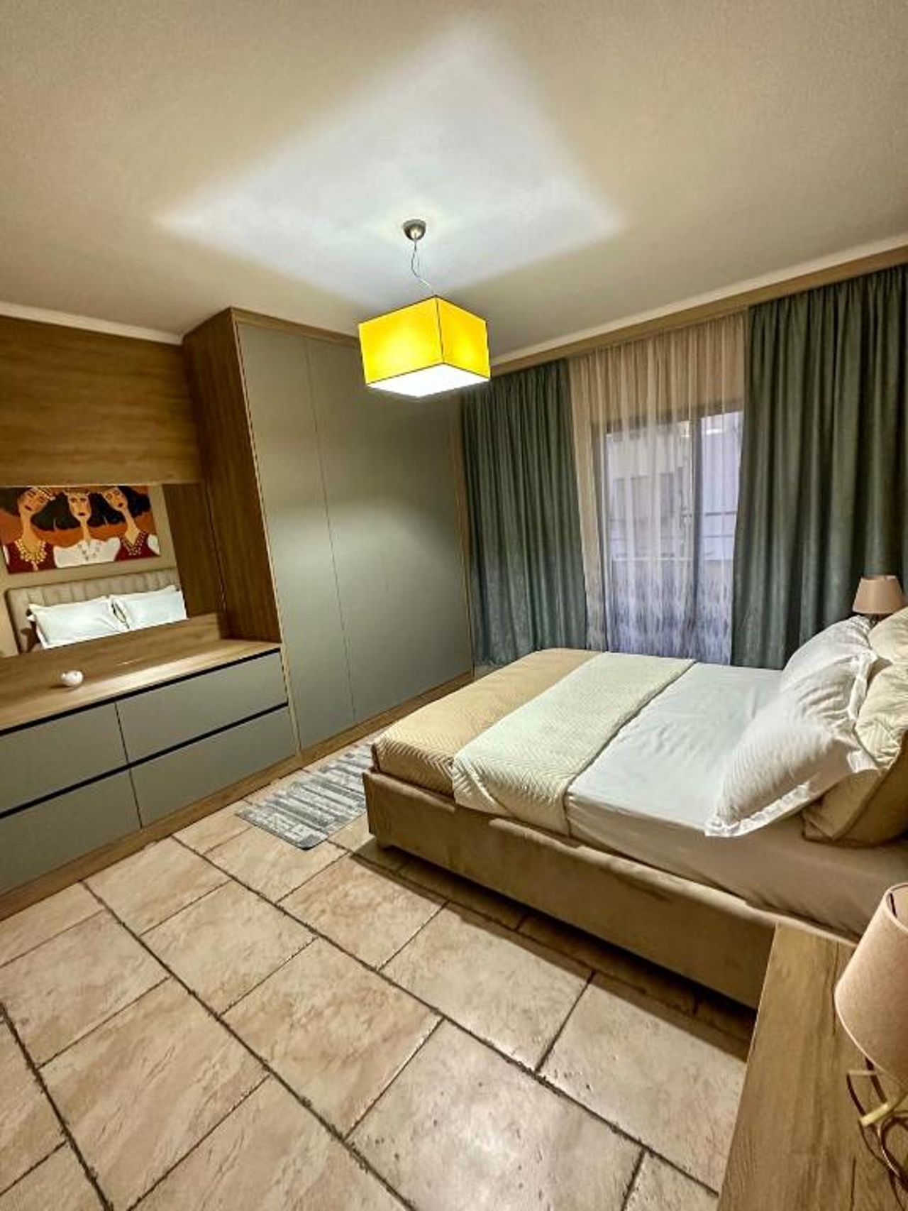 Amos City Center Apartment Tirana