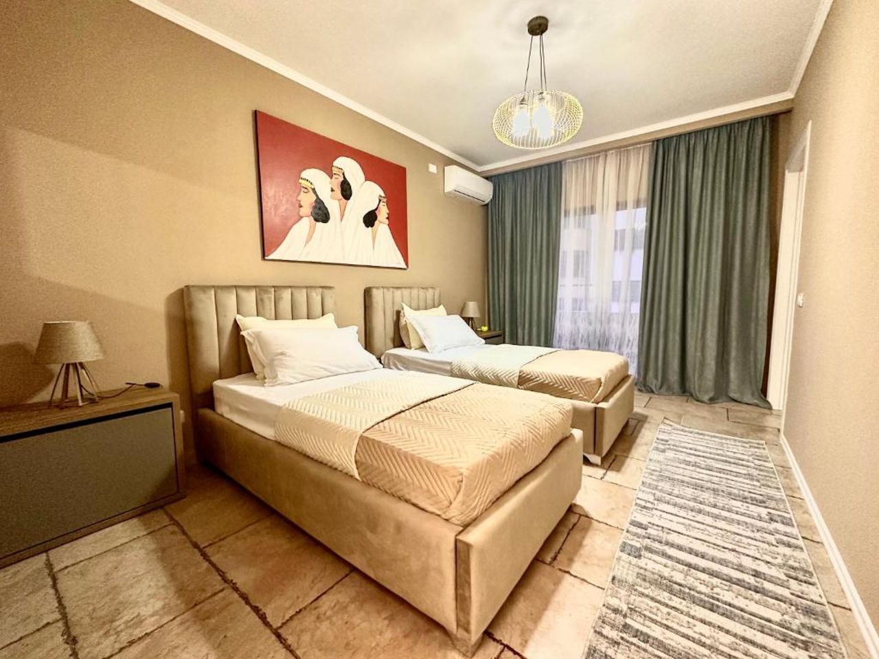 Amos City Center Apartment Tirana