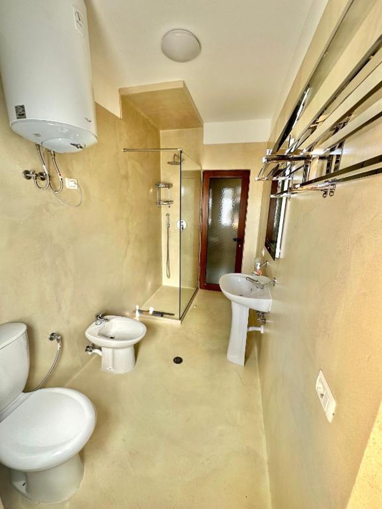 Amos City Center Apartment Tirana