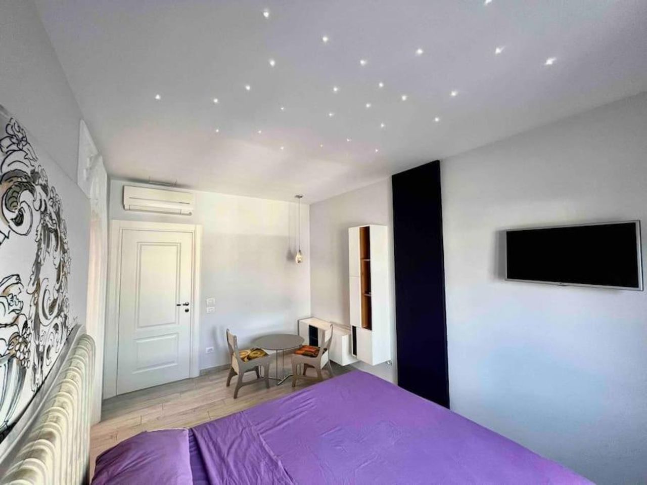 Tirana RING Center / 2BR Luxury Apartment