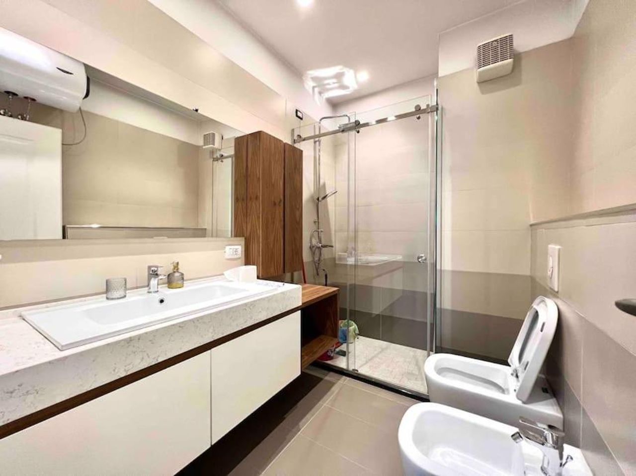 Tirana RING Center / 2BR Luxury Apartment