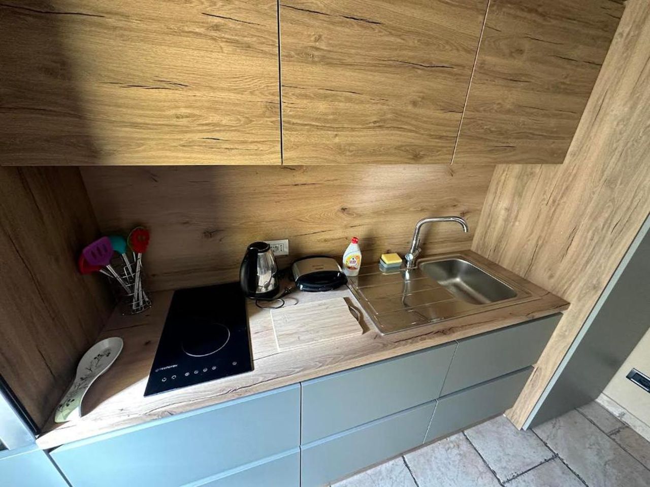 Amos City Center Apartment Tirana