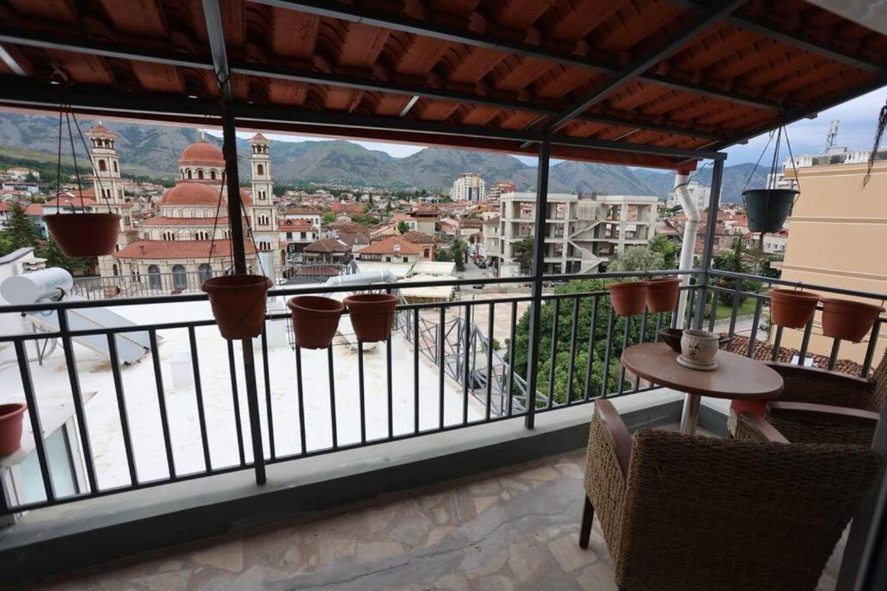 Lovely Loft City Center Korca 8