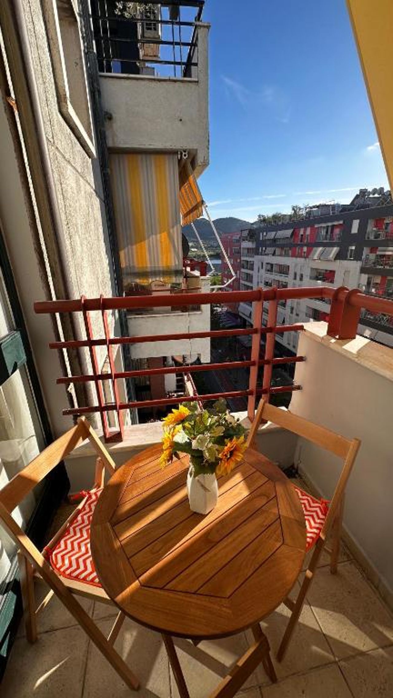 SAAL Apartments
