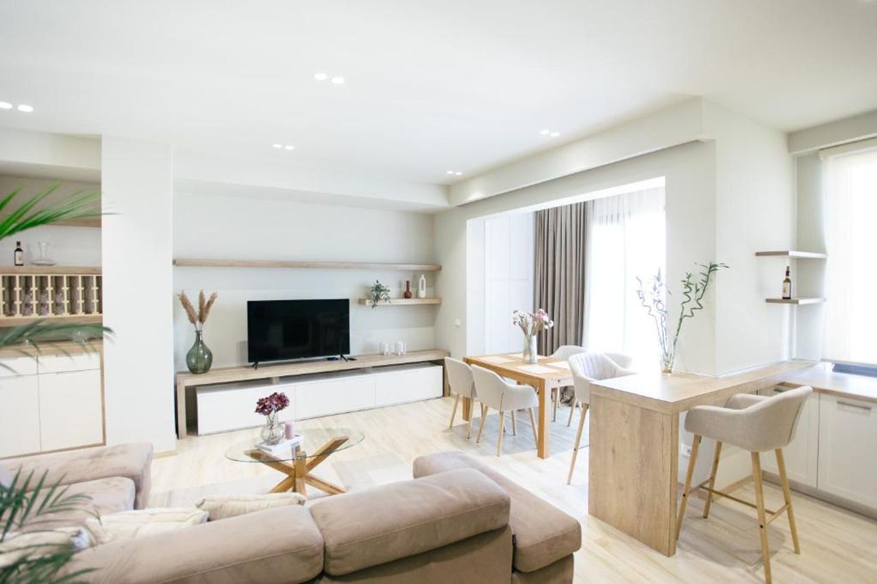 Lake Drive Rooms & Apartments