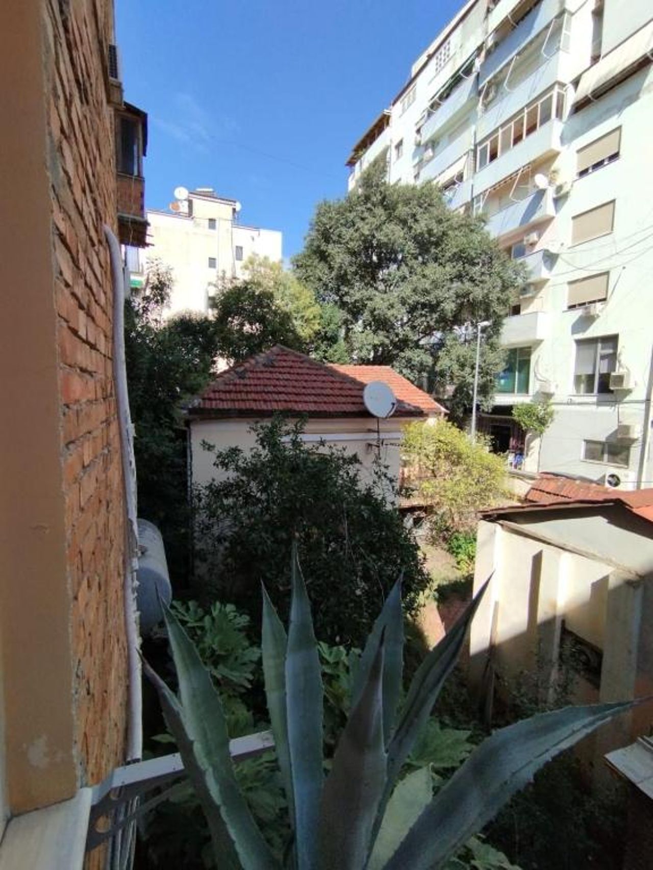 Art Gallery Apartments Tirana