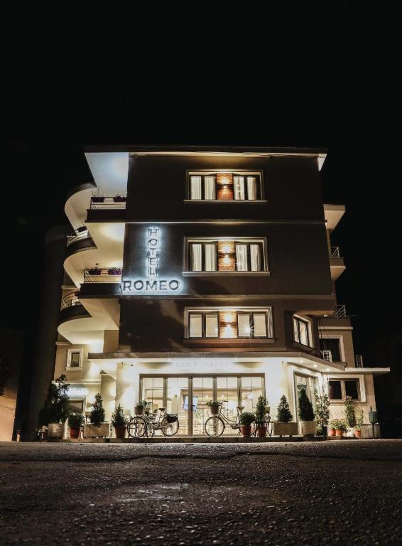 Hotel Romeo