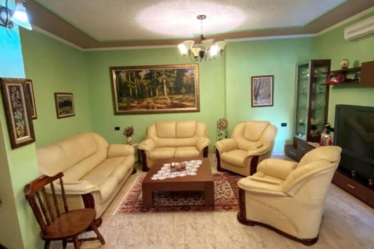 Vila Lumja