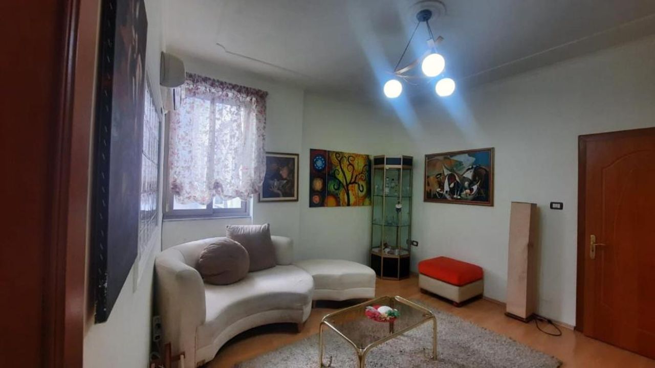 Beautiful flat in the center of Shkodra, Albania