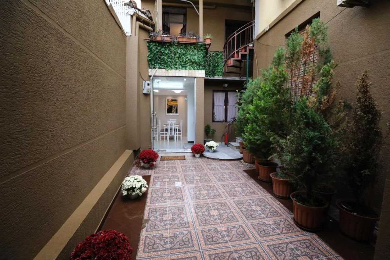 Little Corner Hostel