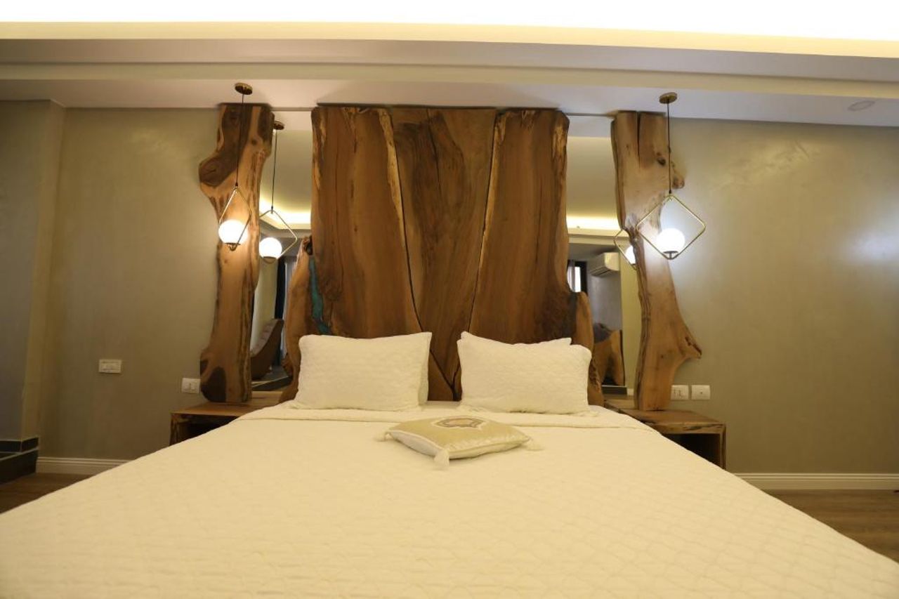 Hotel 1 Maji