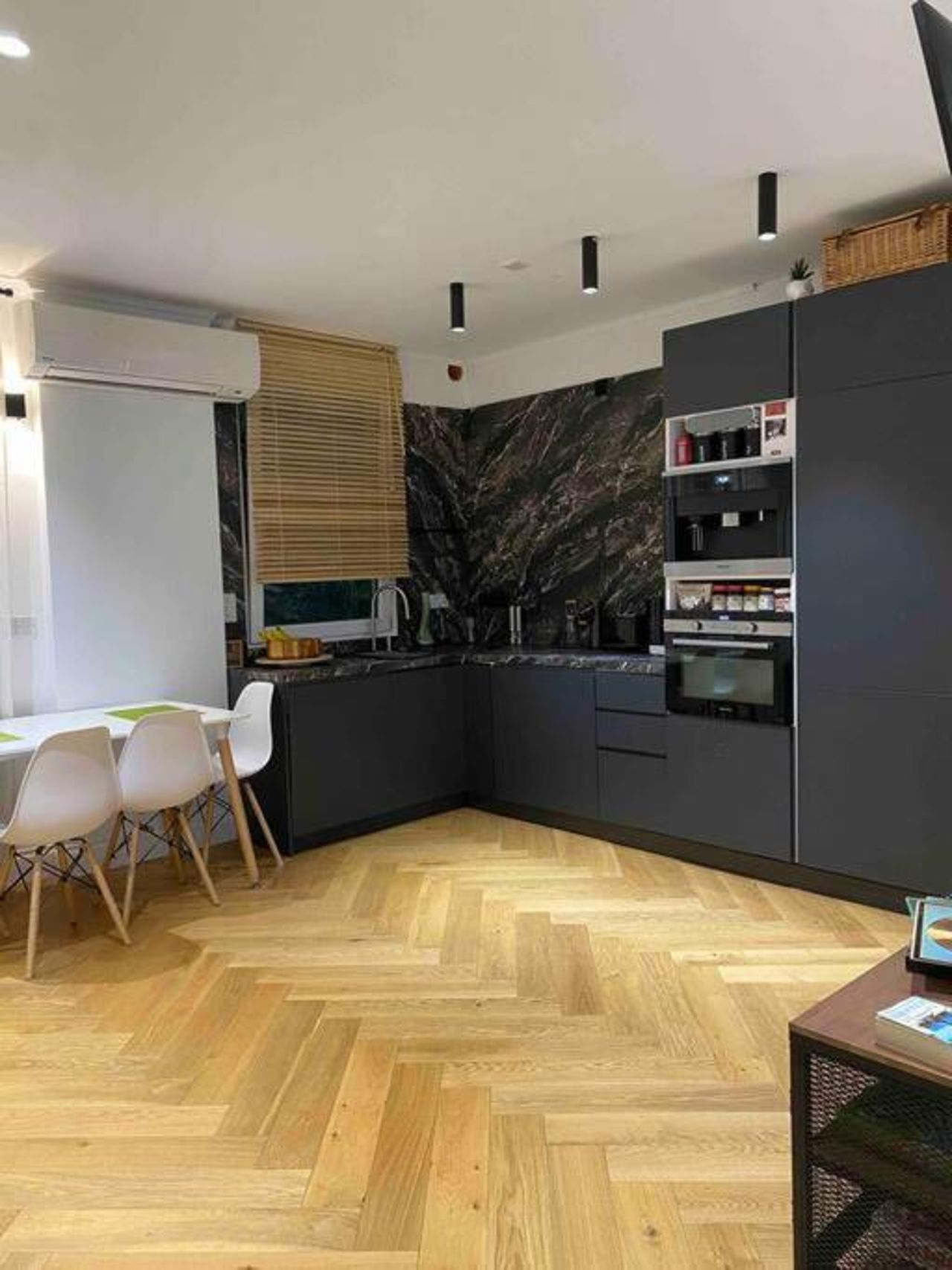 Connor Premium Apartment