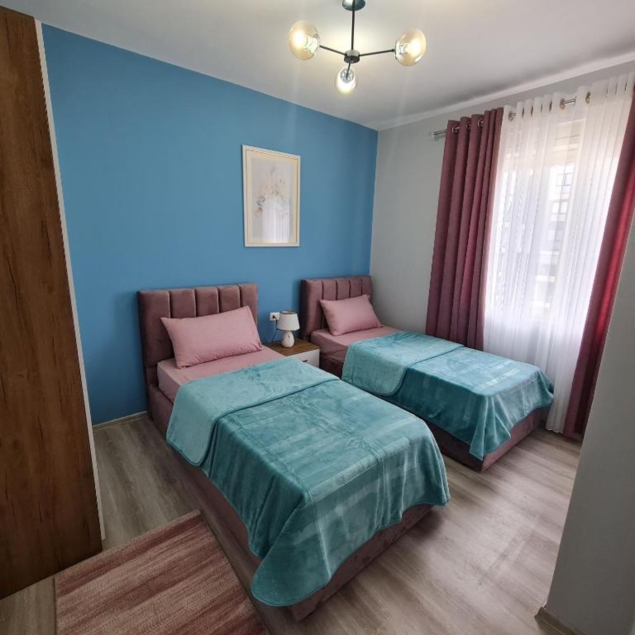 New Modern and cozy classy 2 bedroom apartment