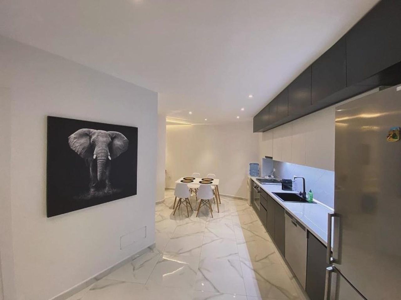 Suncity Tirana Luxury Apartments