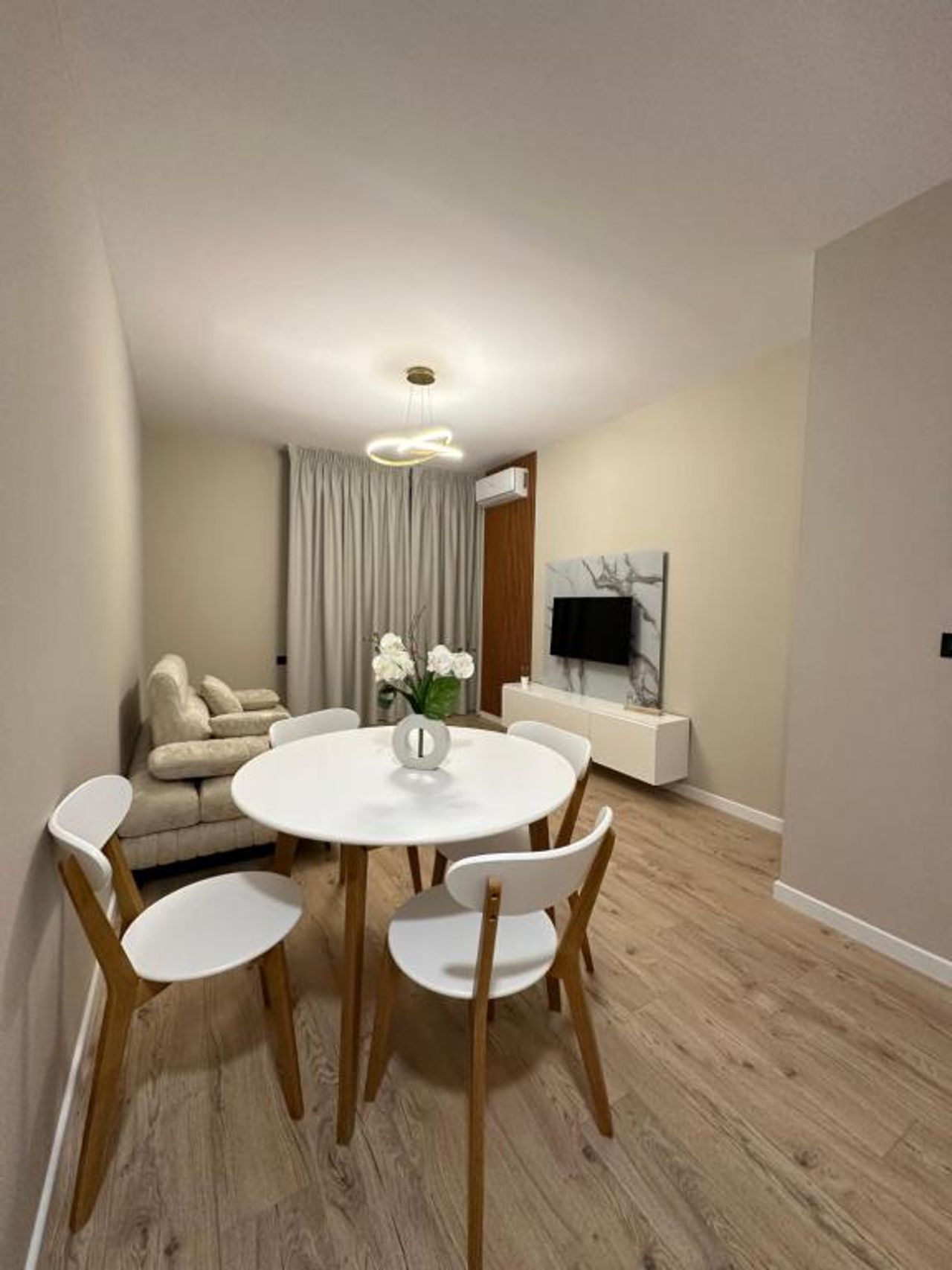 Next Apartments
