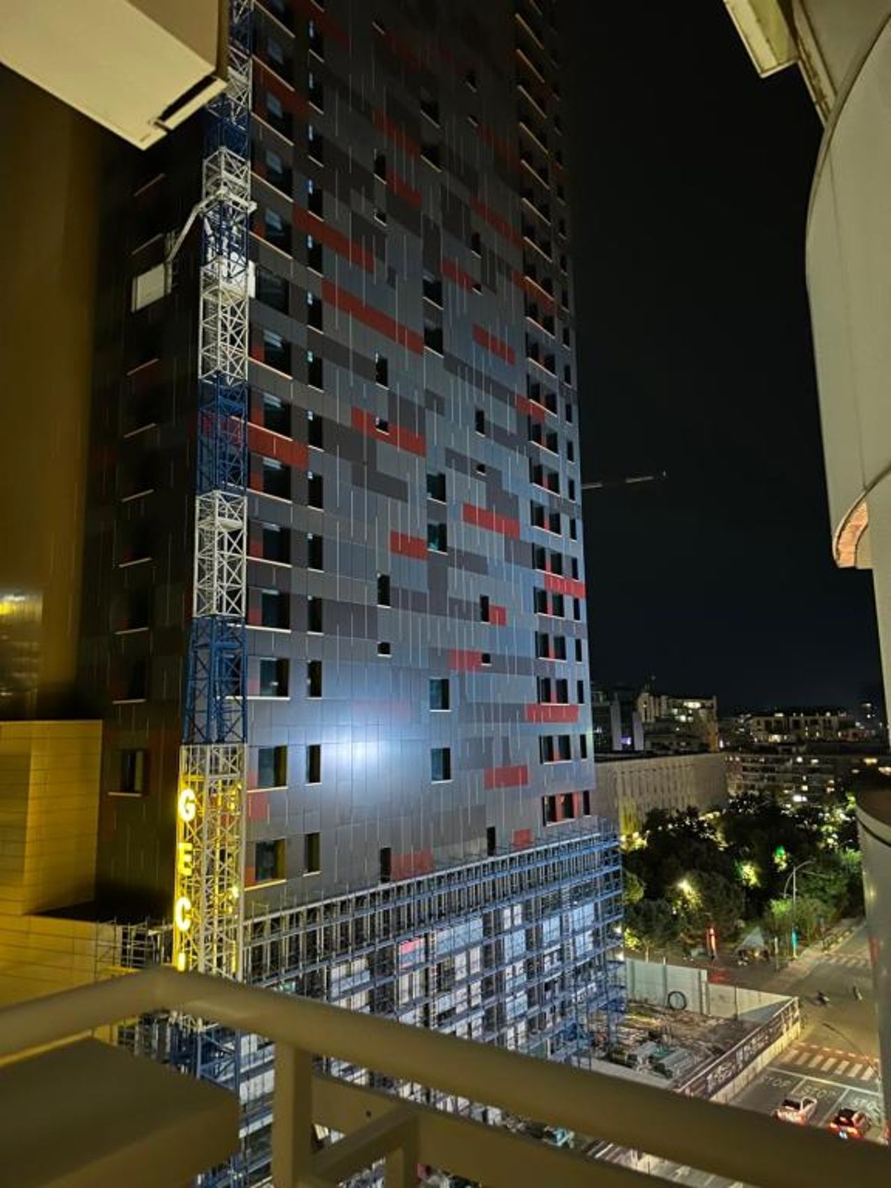 Next Apartments