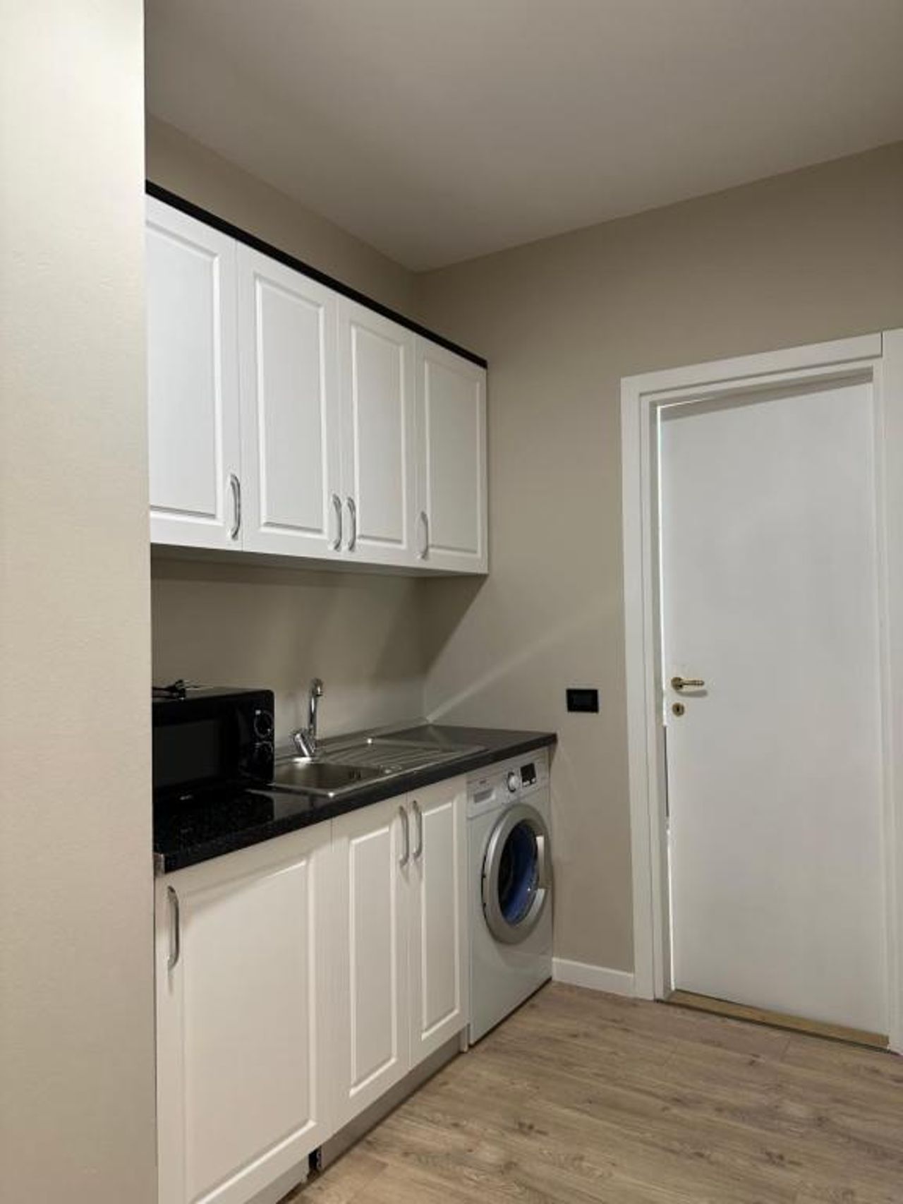 Next Apartments