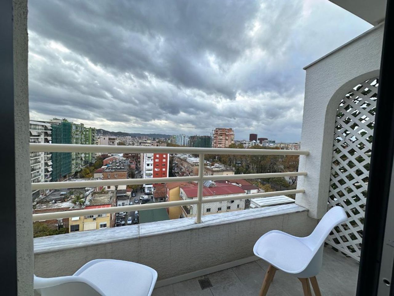 Skyline Panoramic Apartment