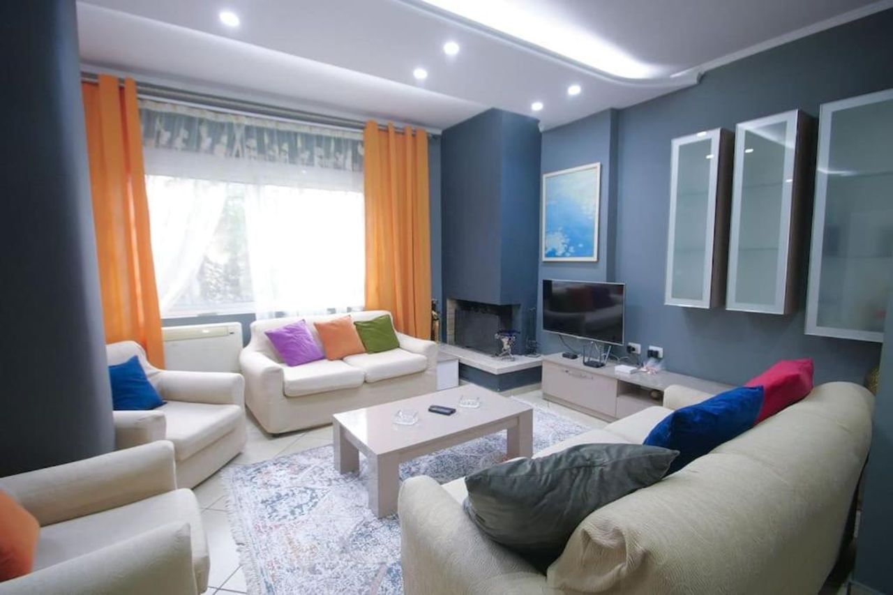 Central 2BD Villa