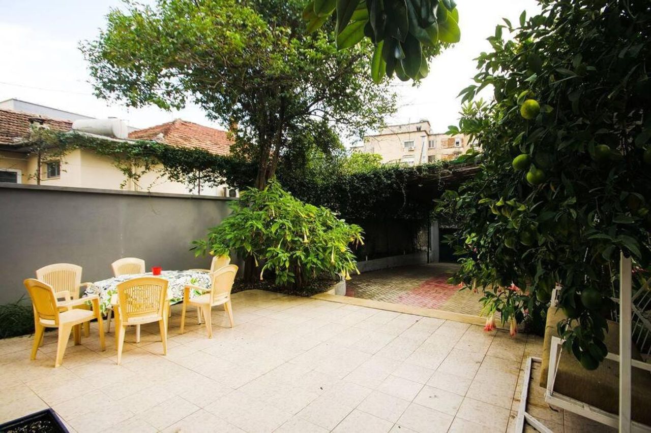 Central 2BD Villa