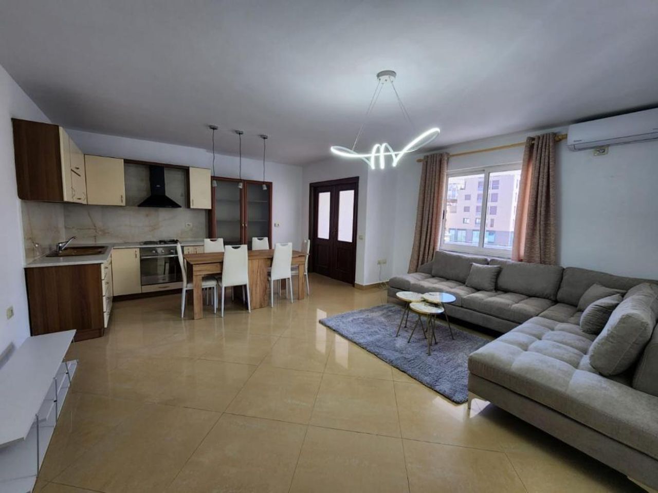 Tirana Square Hotel