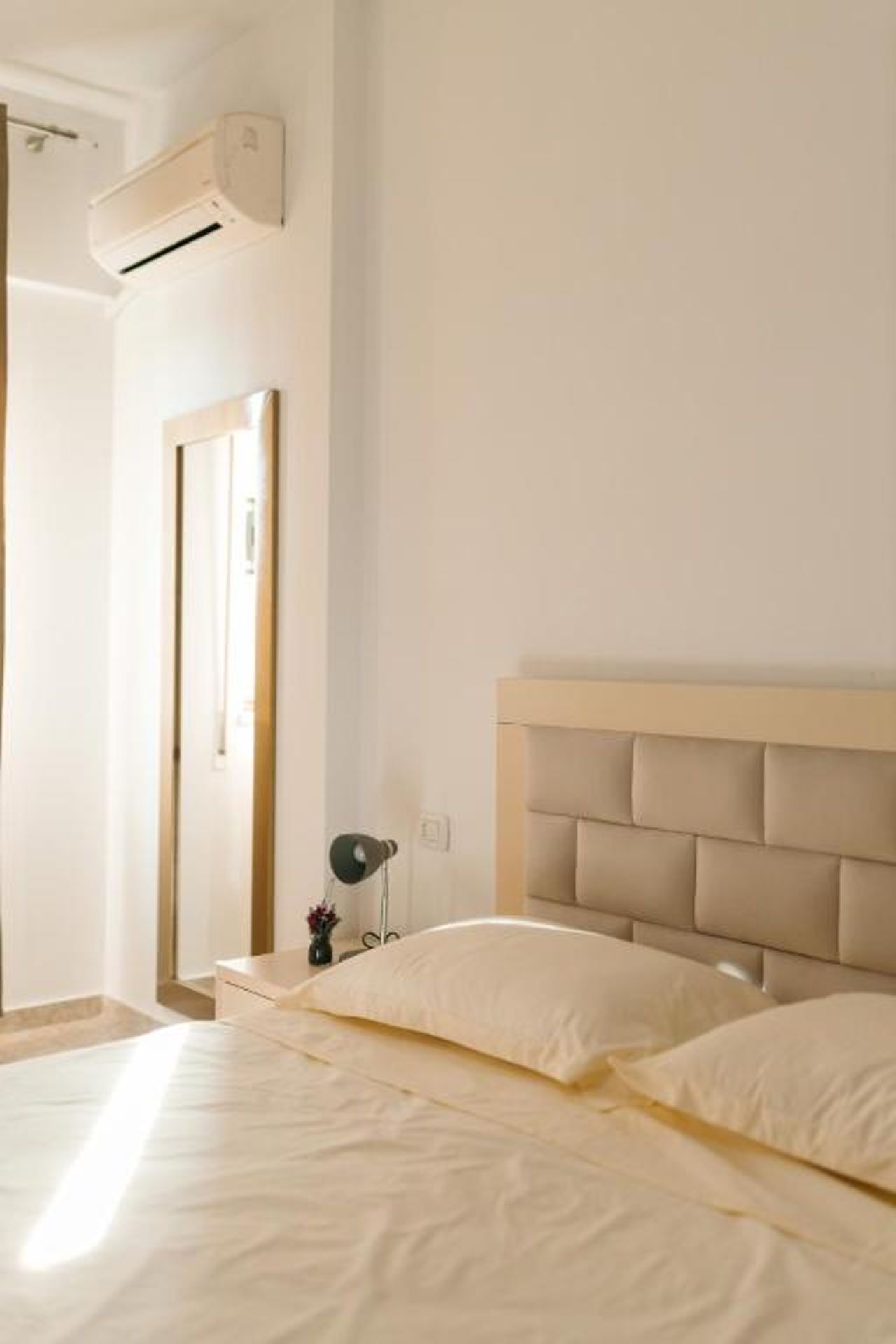 Rs Place 1-Bedroom Apartment