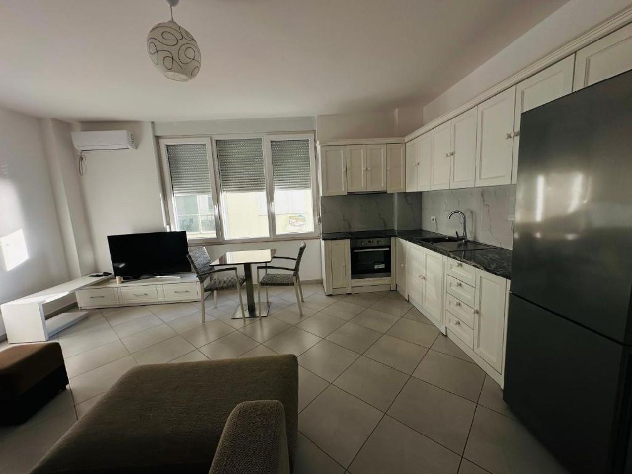 Neli's Apartments