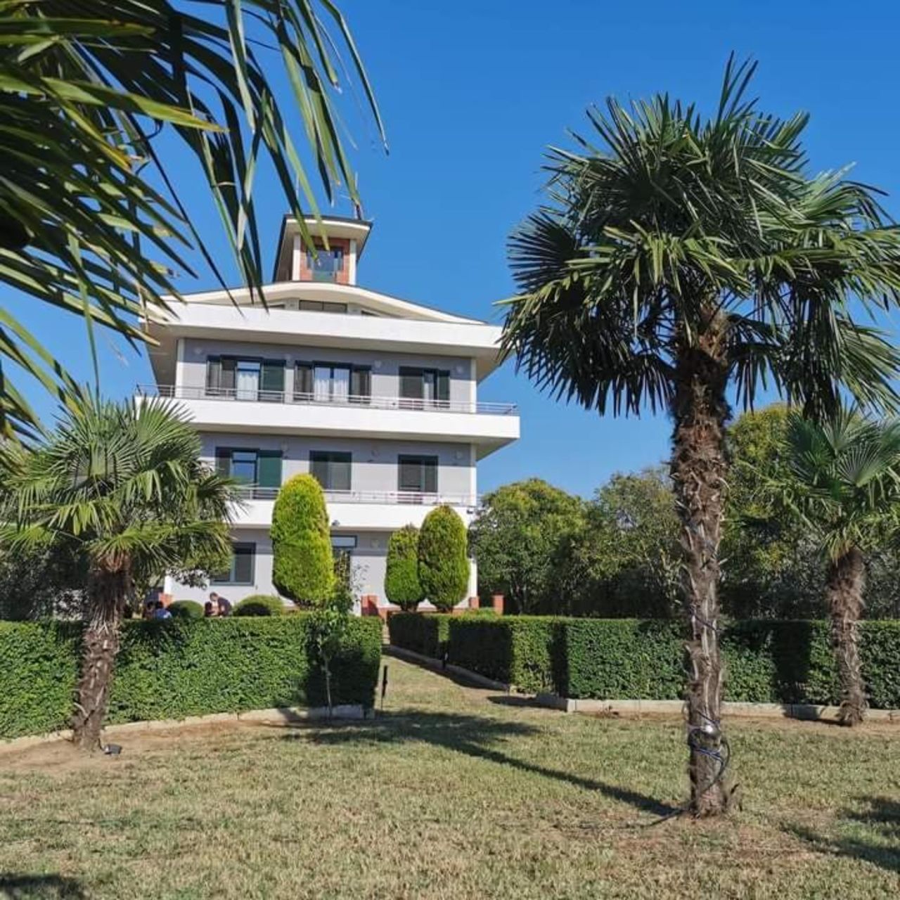 Aldesa Apartments