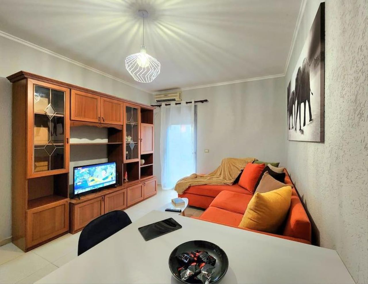 One BD Flat near Center with 24H Self Check In