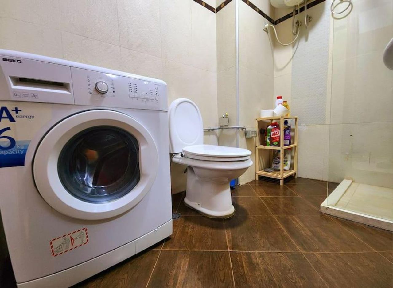 One BD Flat near Center with 24H Self Check In