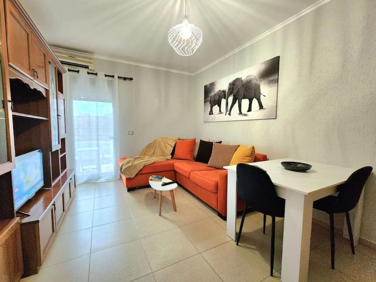 One BD Flat near Center with 24H Self Check In