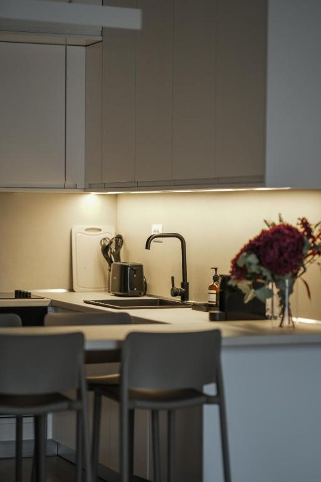 Ral Apartments